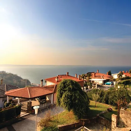 Cozy In With House Sea View Daire *