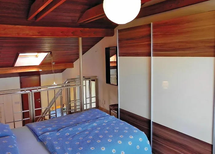 דירה Lovely In With Kitchen